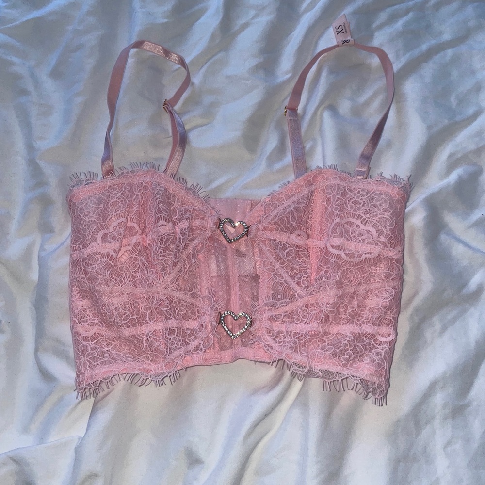 NWT VICTORIA's SECRET DREAM ANGELS
Lace Shine Heartware Corset Top